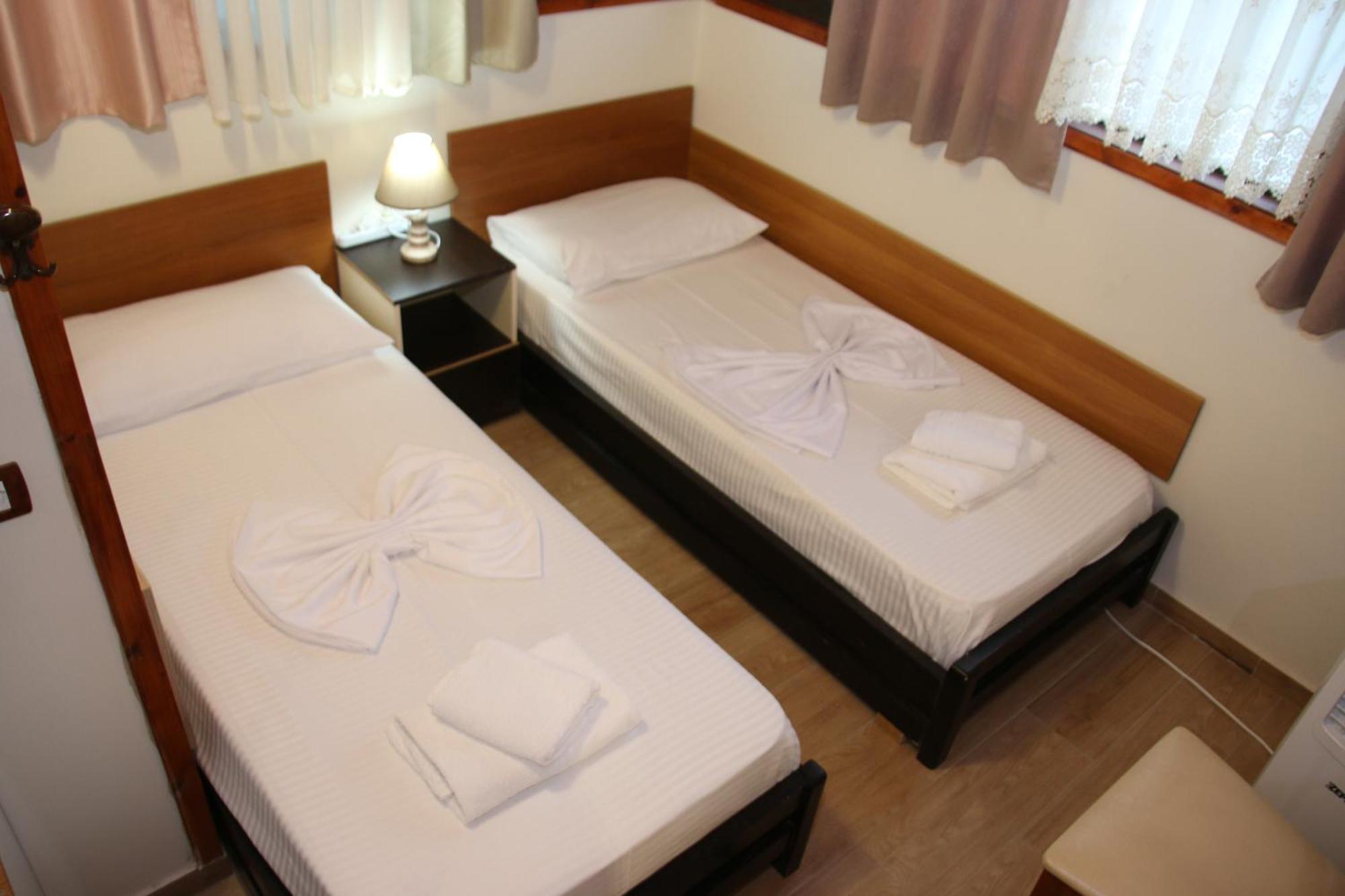 2 Kitarat Bb Bed & Breakfast วญอเรอ ภายนอก รูปภาพ